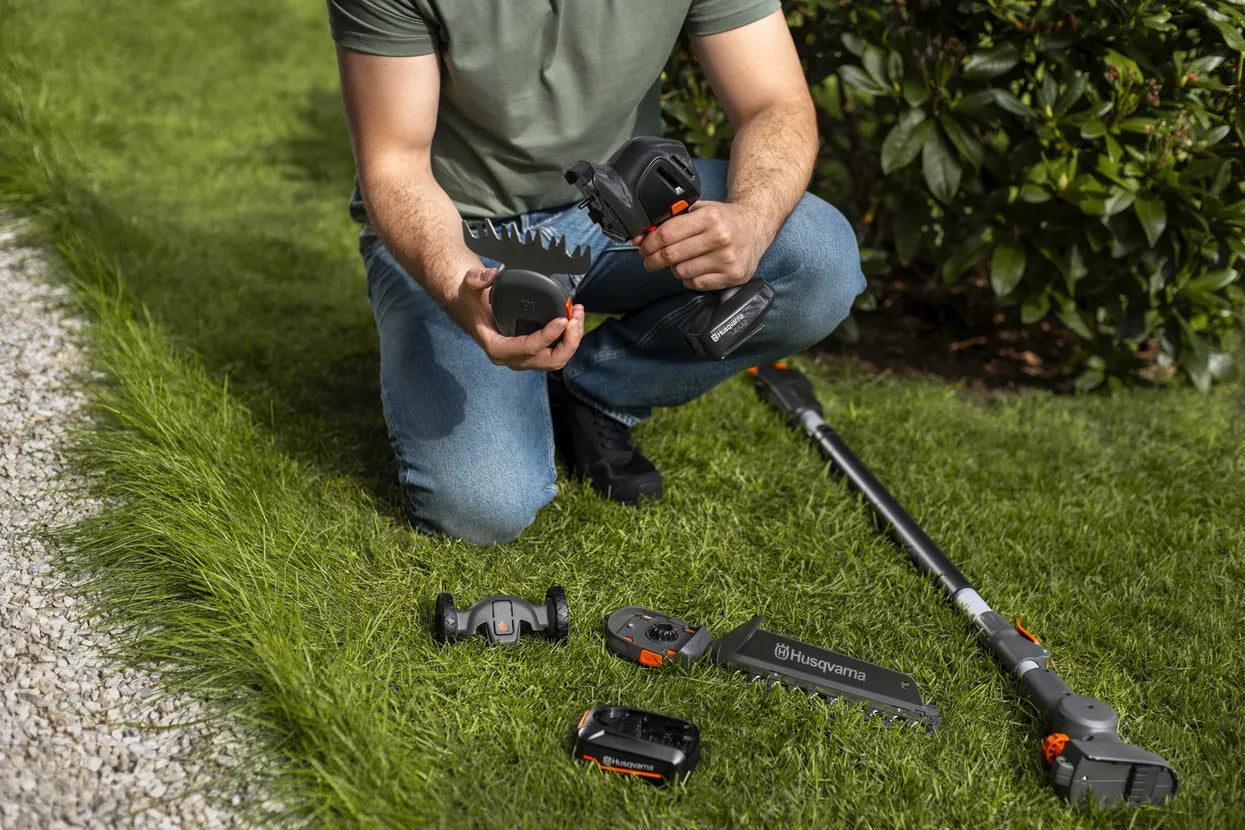 Battery Shrub Shear ASPIRE™ S20 Kit with Battery and Charger Husqvarna 970716607