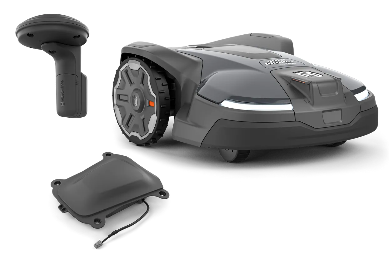 Husqvarna Automower 450X NERA robotic lawn mower, ideal for expansive lawns up to 7500 m², with EPOS Kit, virtual boundaries, and smart home integration.