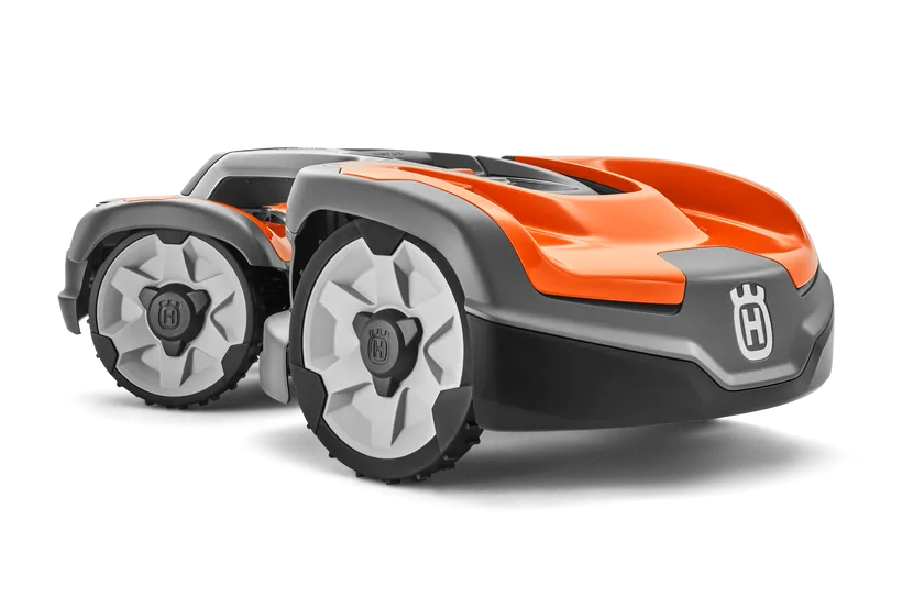 Husqvarna Automower 535X AWD robotic lawn mower, designed for professional use on lawns up to 3,500 m², with all-wheel drive, ultrasonic object detection, and fleet management.