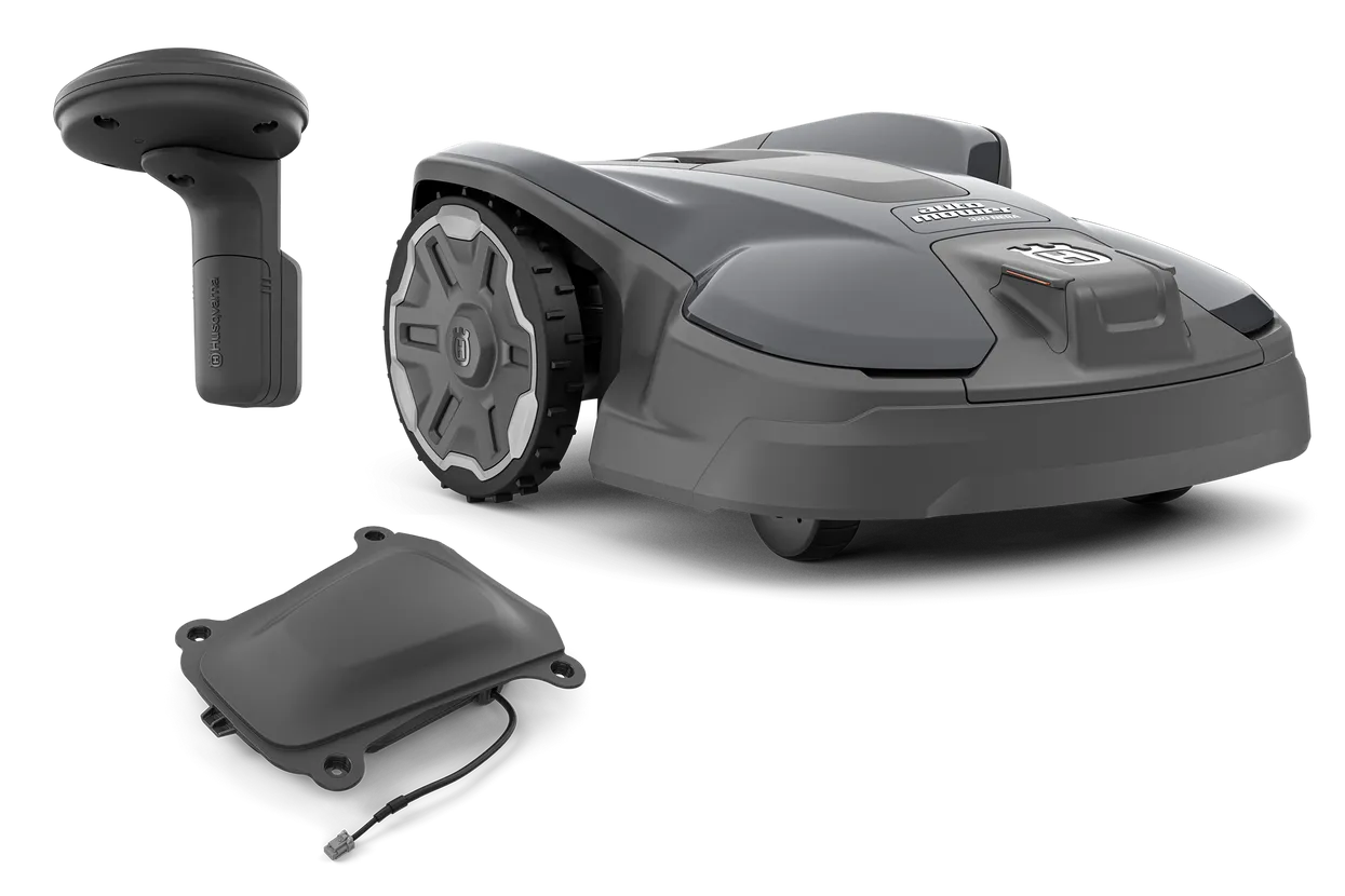 Husqvarna Automower 320 NERA robotic lawn mower, ideal for rough terrain up to 3300 m², with EPOS Kit, GPS-assisted navigation, and smart home integration.