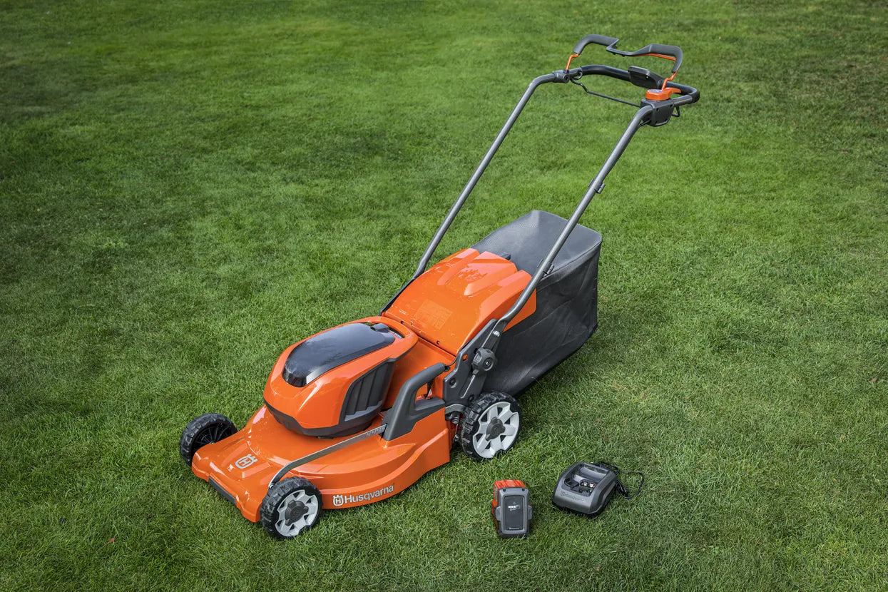 Battery Lawn Mower 47cm LC347iVX (Skin Only) Husqvarna 967862302